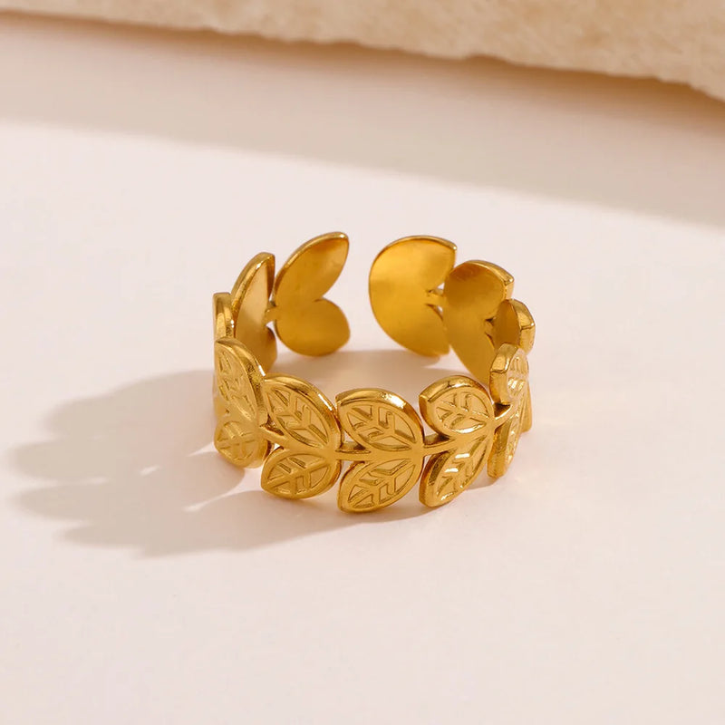Conjunto de Anéis Folheados a Ouro com Design de Folhas – Aço Inoxidável 316L | Estilo Boho Chic