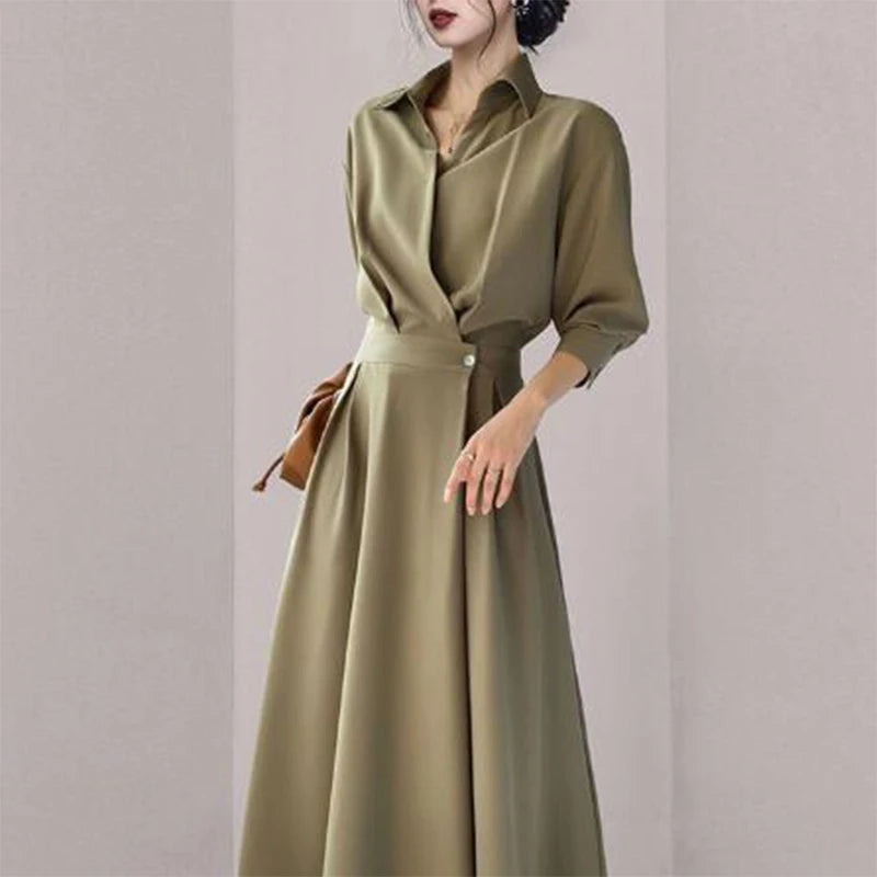 Vestido Longo Feminino Elegante com Gola Polo – Modelo de Cintura Marcada, Ideal para Outono e Verão