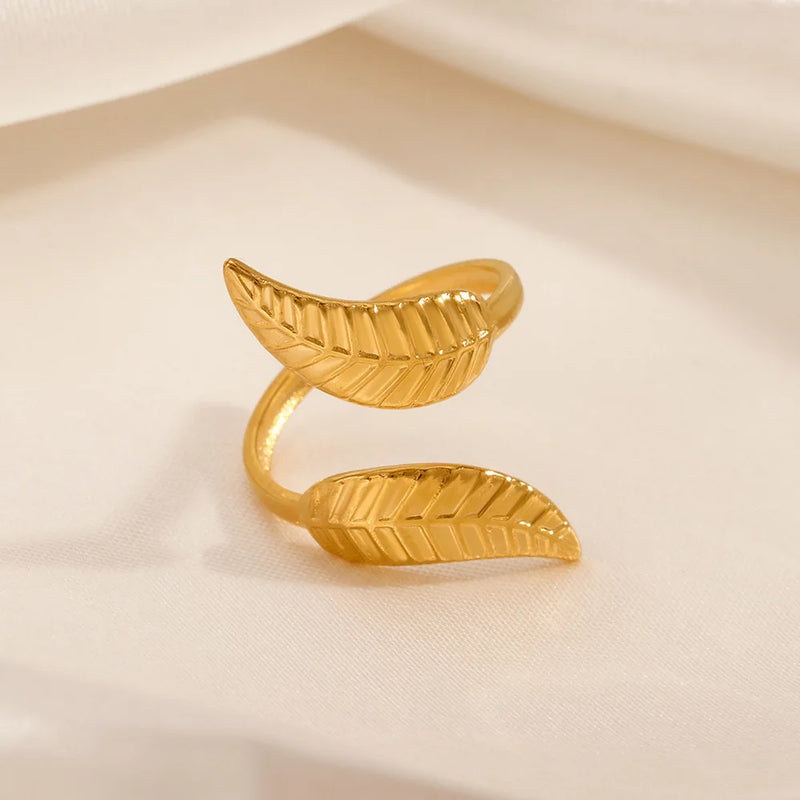Conjunto de Anéis Folheados a Ouro com Design de Folhas – Aço Inoxidável 316L | Estilo Boho Chic