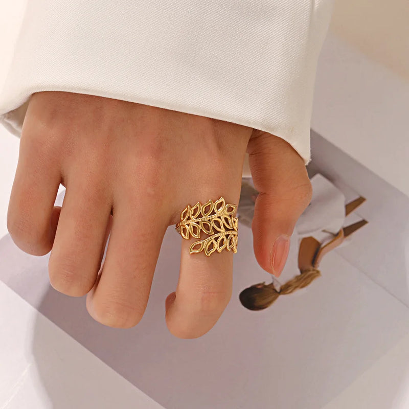 Conjunto de Anéis Folheados a Ouro com Design de Folhas – Aço Inoxidável 316L | Estilo Boho Chic