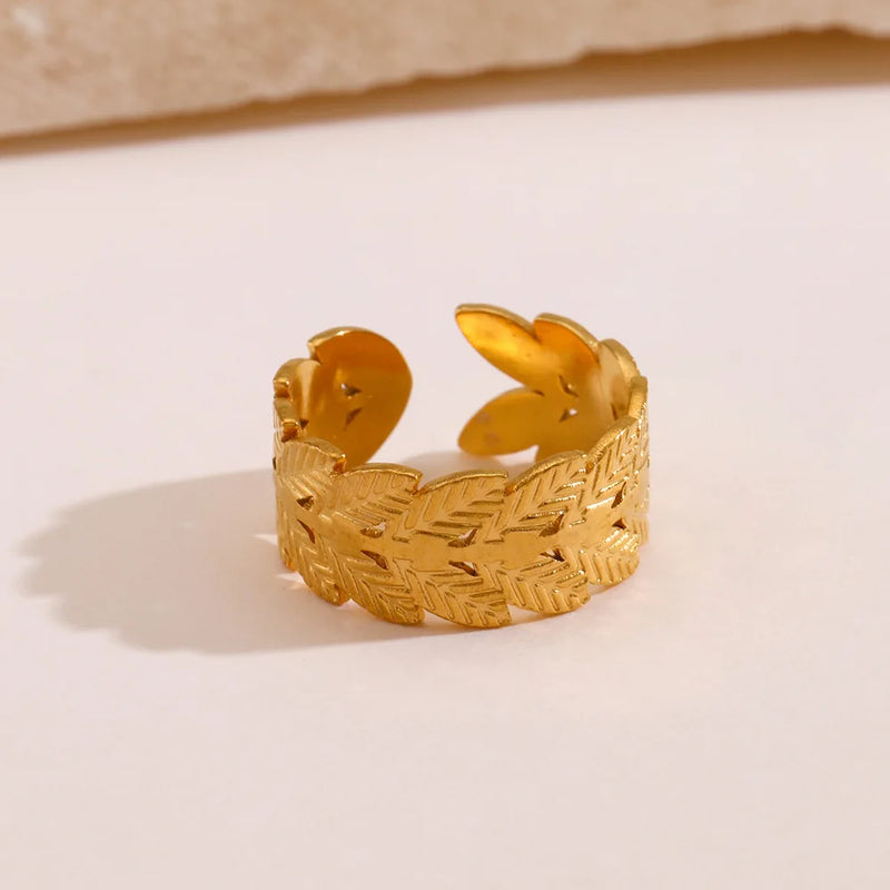 Conjunto de Anéis Folheados a Ouro com Design de Folhas – Aço Inoxidável 316L | Estilo Boho Chic