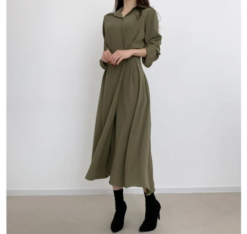 Vestido Longo Feminino Elegante com Gola Polo – Modelo de Cintura Marcada, Ideal para Outono e Verão
